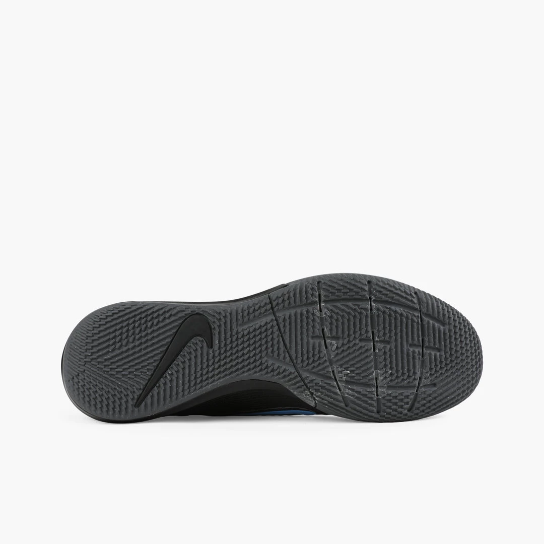 Nike Men's Mercurial Superfly 8 Academy Indoor-Court Soccer Shoe 3 Nike Men's Mercurial Superfly 8 Academy Indoor-Court Soccer Shoe